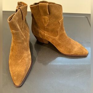 New Tan suede western ankle bootie size 9